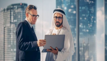 دليل الاستثمار والخدمات الحكومية في الإمارات: أهم المؤسسات والشركات الكبرى