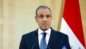 وزير الخارجية المصري يكشف موقف حماس من السلاح ويحذر من تهجير الفلسطينيين وتقسيم السودان