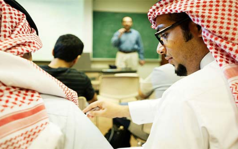 دليل المنصات التعليمية في السعودية: مدرستي، نظام نور، منصات الحلول، ومركز قياس