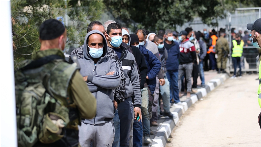 نداء الوطن - المؤسسة الأمنية الاسرائيلية توصي بزيادة حصة عمال غزة
