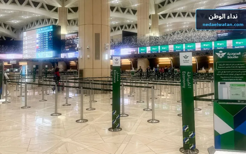 الخارجية المصرية: مقتل مضيفة طيران وإصابة 5 مواطنين في الهجوم على مطار الملك خالد بالرياض